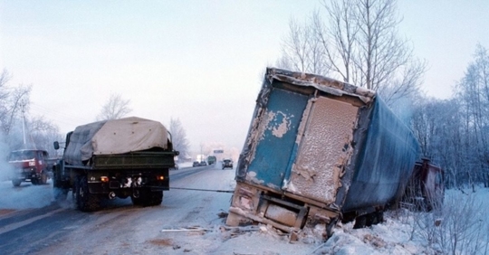 truck accident in snow